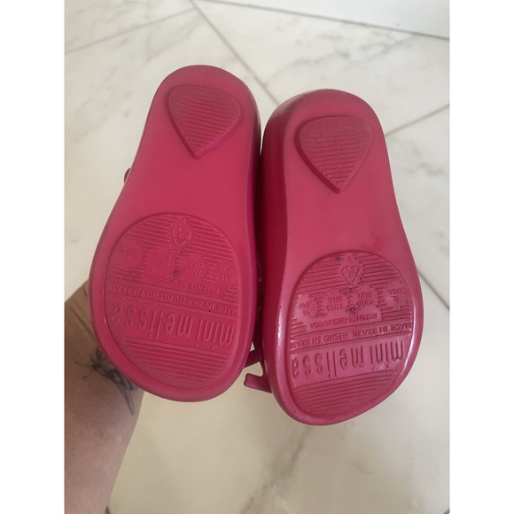 Mini Melissa Hot Pink Kitty Cat Toddler Size 5 Rubber Mary Jane Shoes - Picture 4 of 7